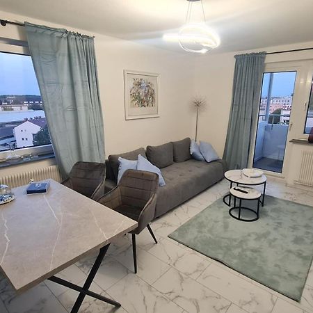 Deichliebe 1 - Traumhafter Ausblick, Eigene Garage & Kontaktloser Check-In - Komfort Pur!!! Bremerhaven Ngoại thất bức ảnh