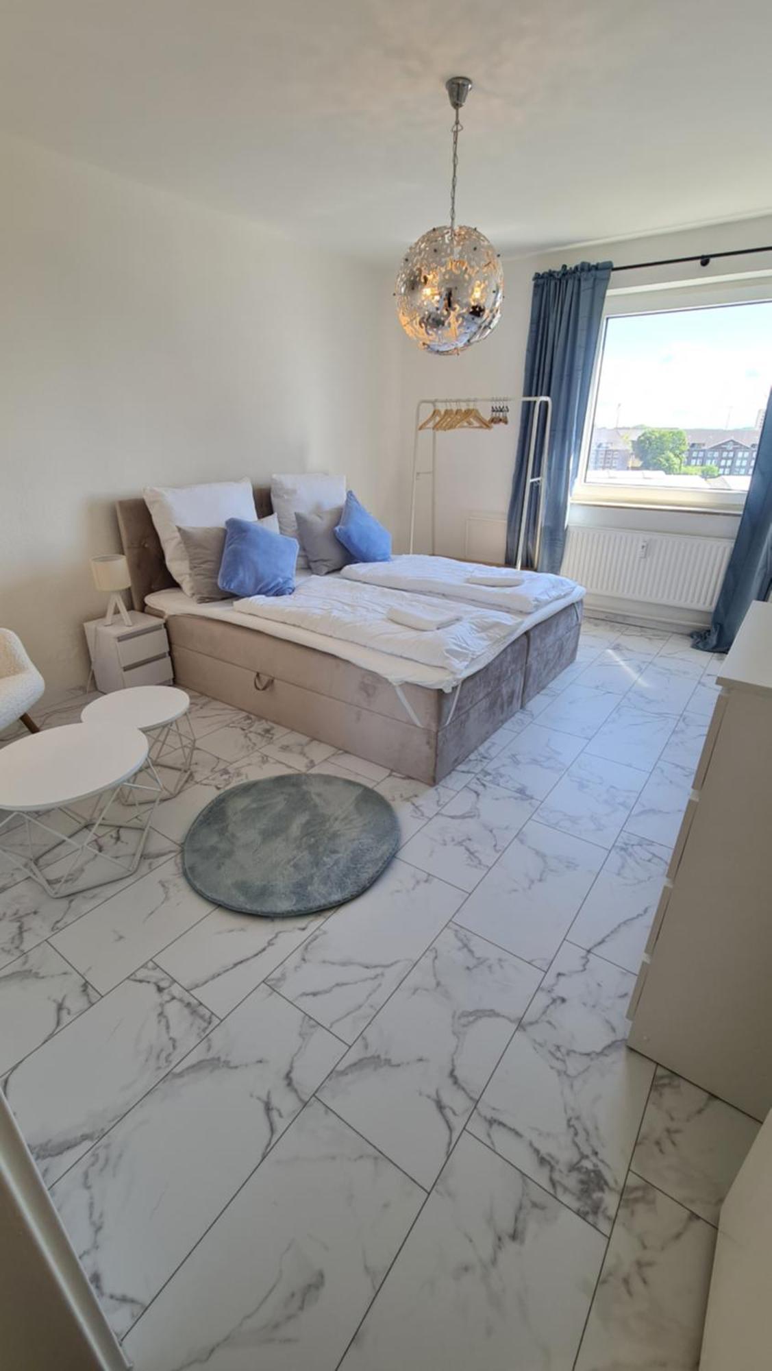 Deichliebe 1 - Traumhafter Ausblick, Eigene Garage & Kontaktloser Check-In - Komfort Pur!!! Bremerhaven Ngoại thất bức ảnh